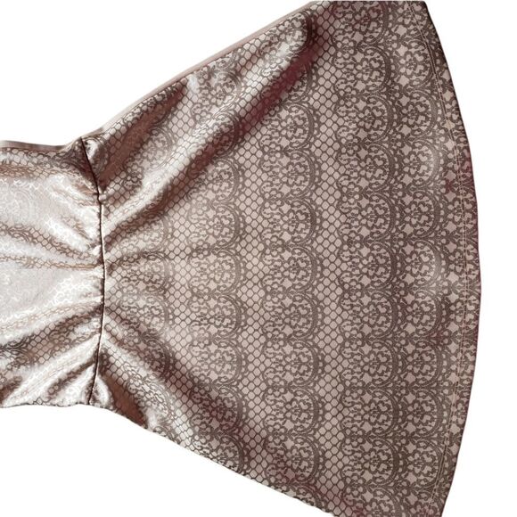 🛍️ Rose Gold Printed Dress - Picture 2 of 3